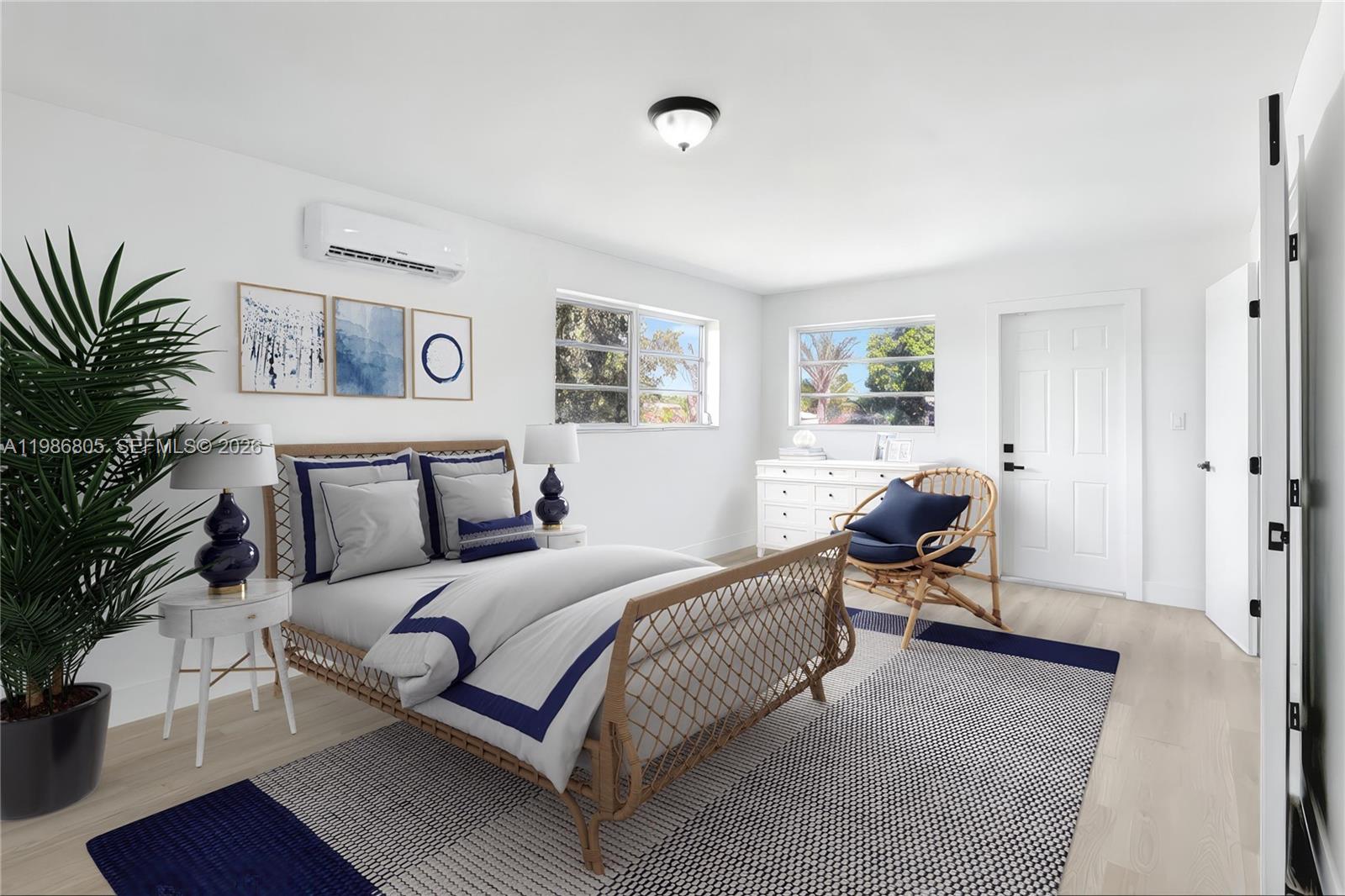 CRAVERO LAKE SHORE EST 3R - Residential