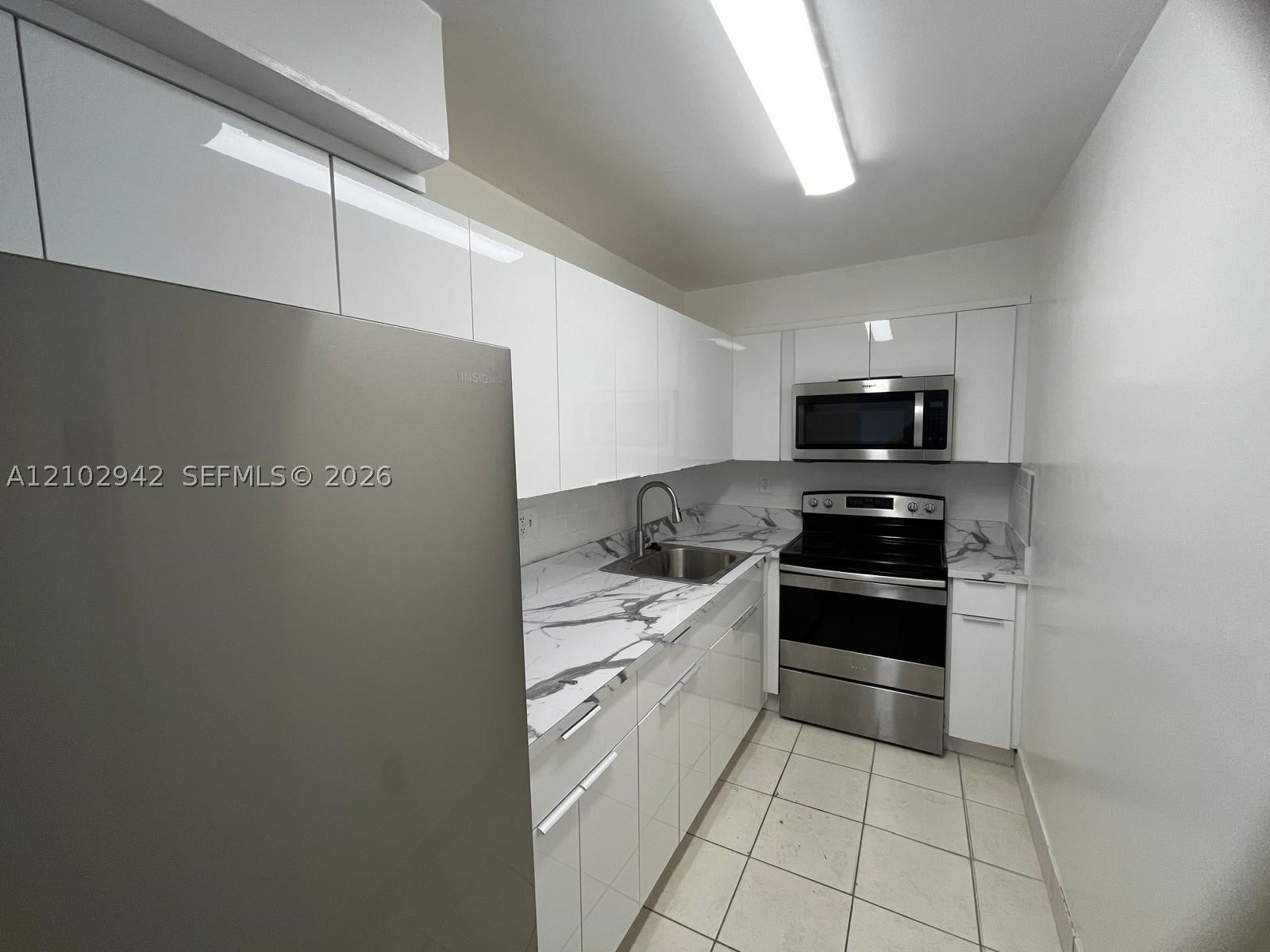 4721 NW 7th St 205-12