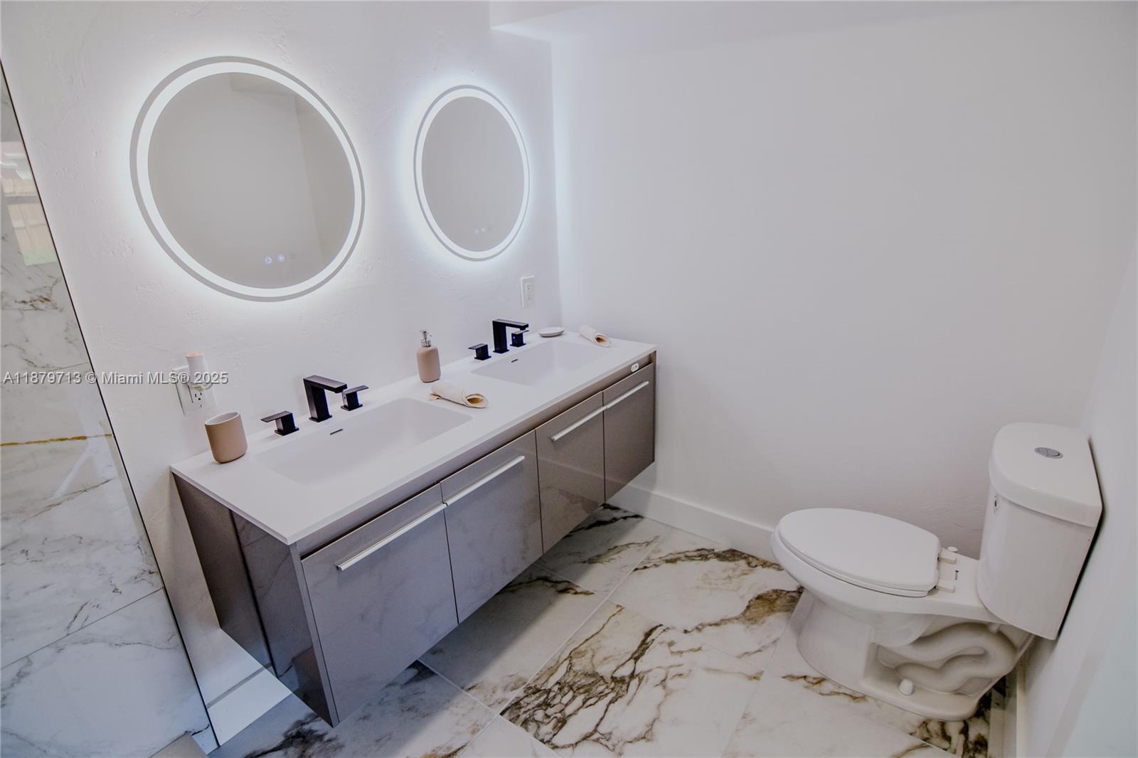 WOODLAND PARK AMD PLAT - Residential