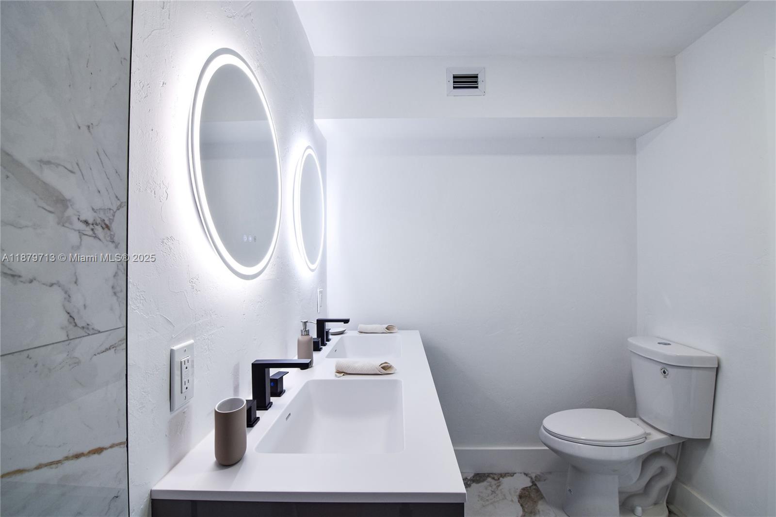 WOODLAND PARK AMD PLAT - Residential