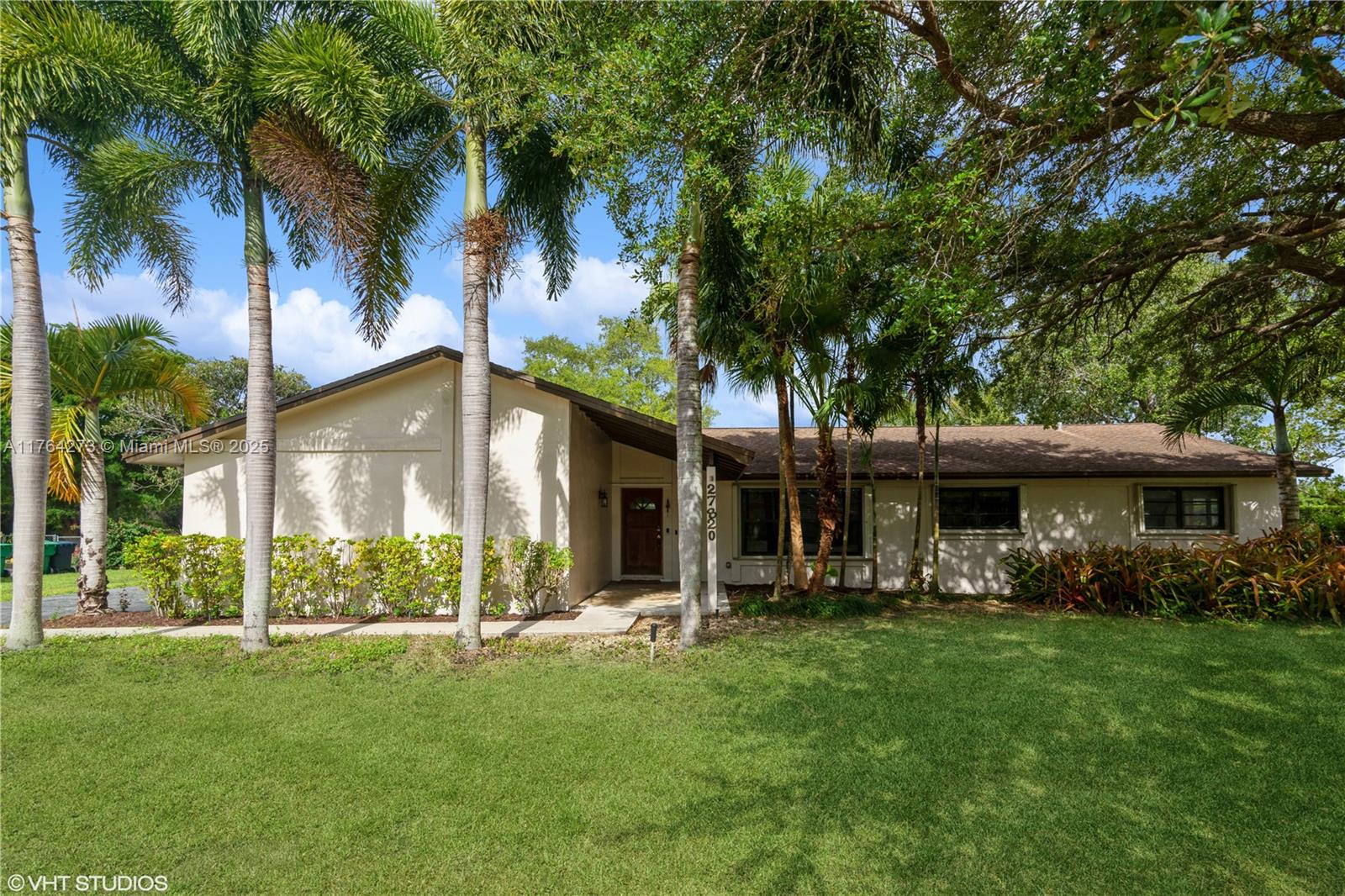27820 Sw 164th Court, Homestead, Miami-Dade County, Florida - 4 Bedrooms  
2 Bathrooms - 