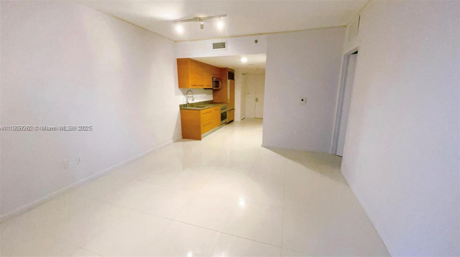 ICON BRICKELL NO TWO - Residential Lease