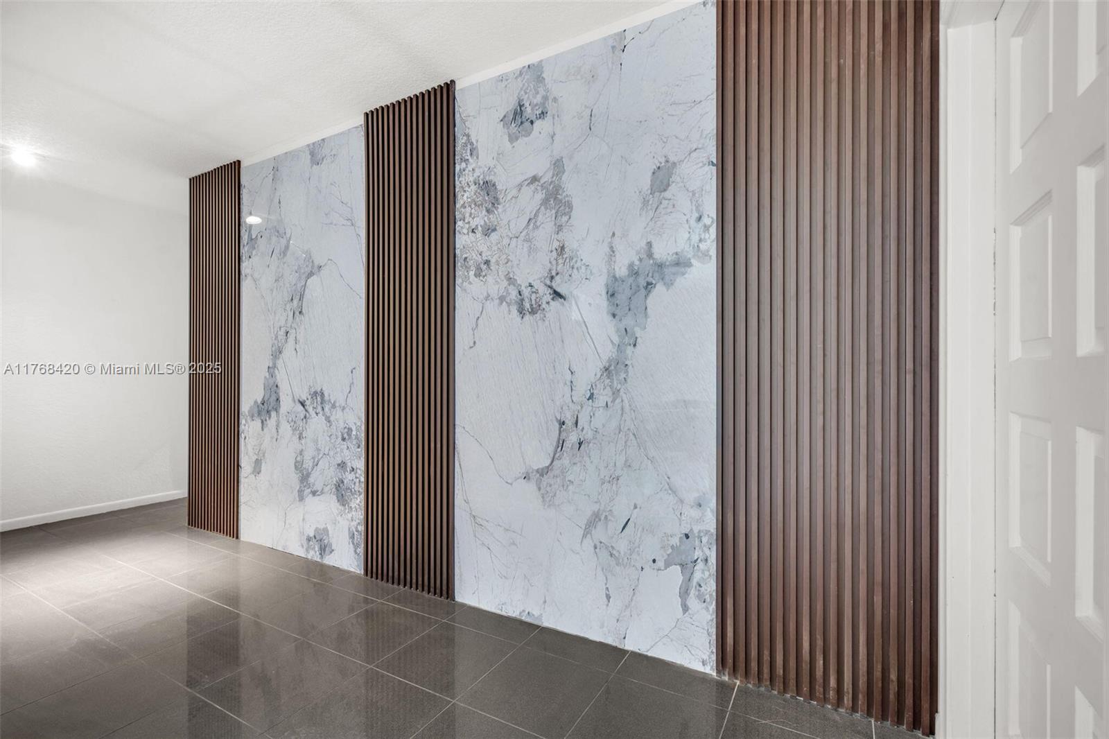 HOLLYWOOD HILLS AMEN PLAT - Residential