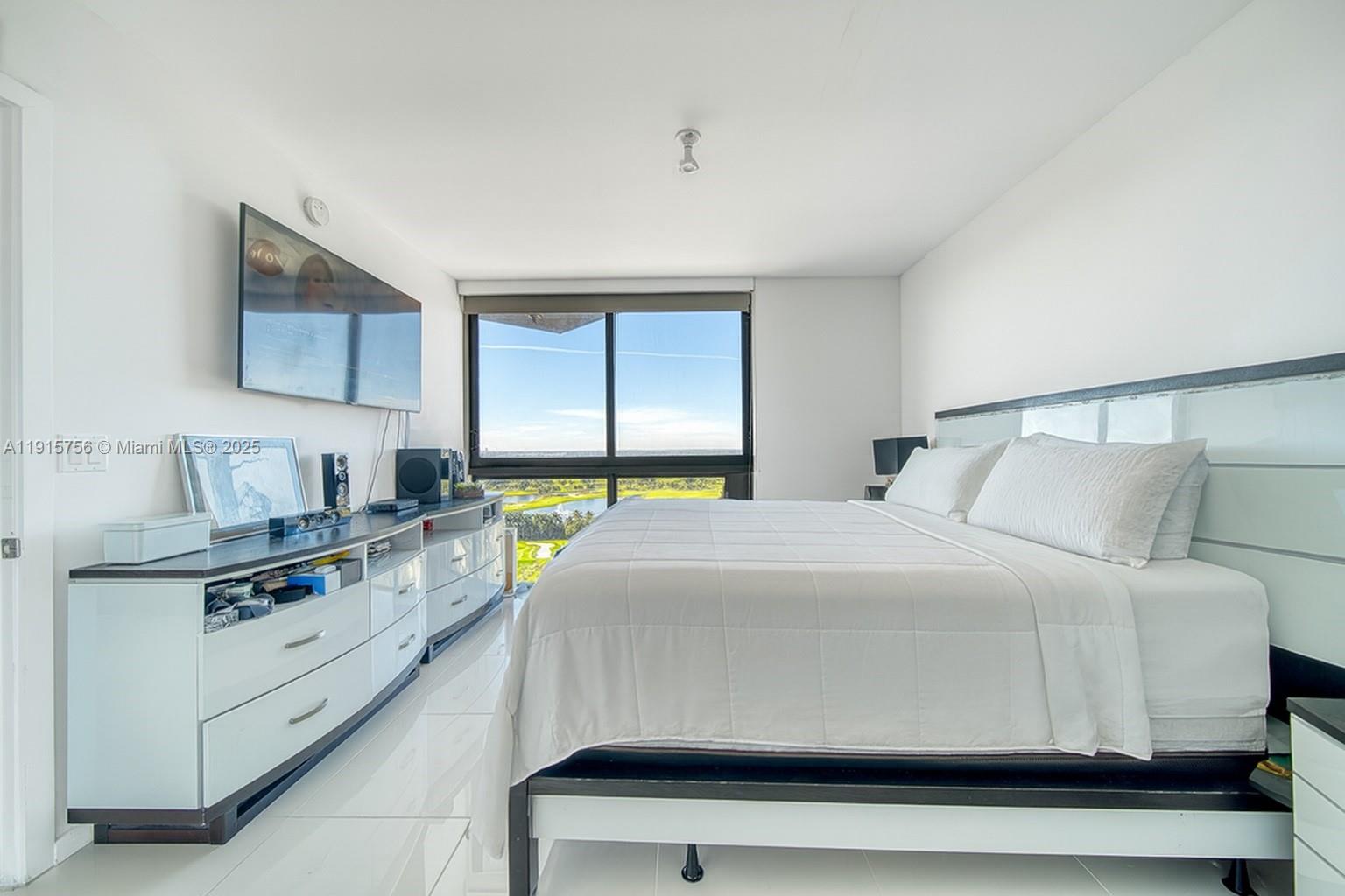 5252 PASEO CONDO - Residential