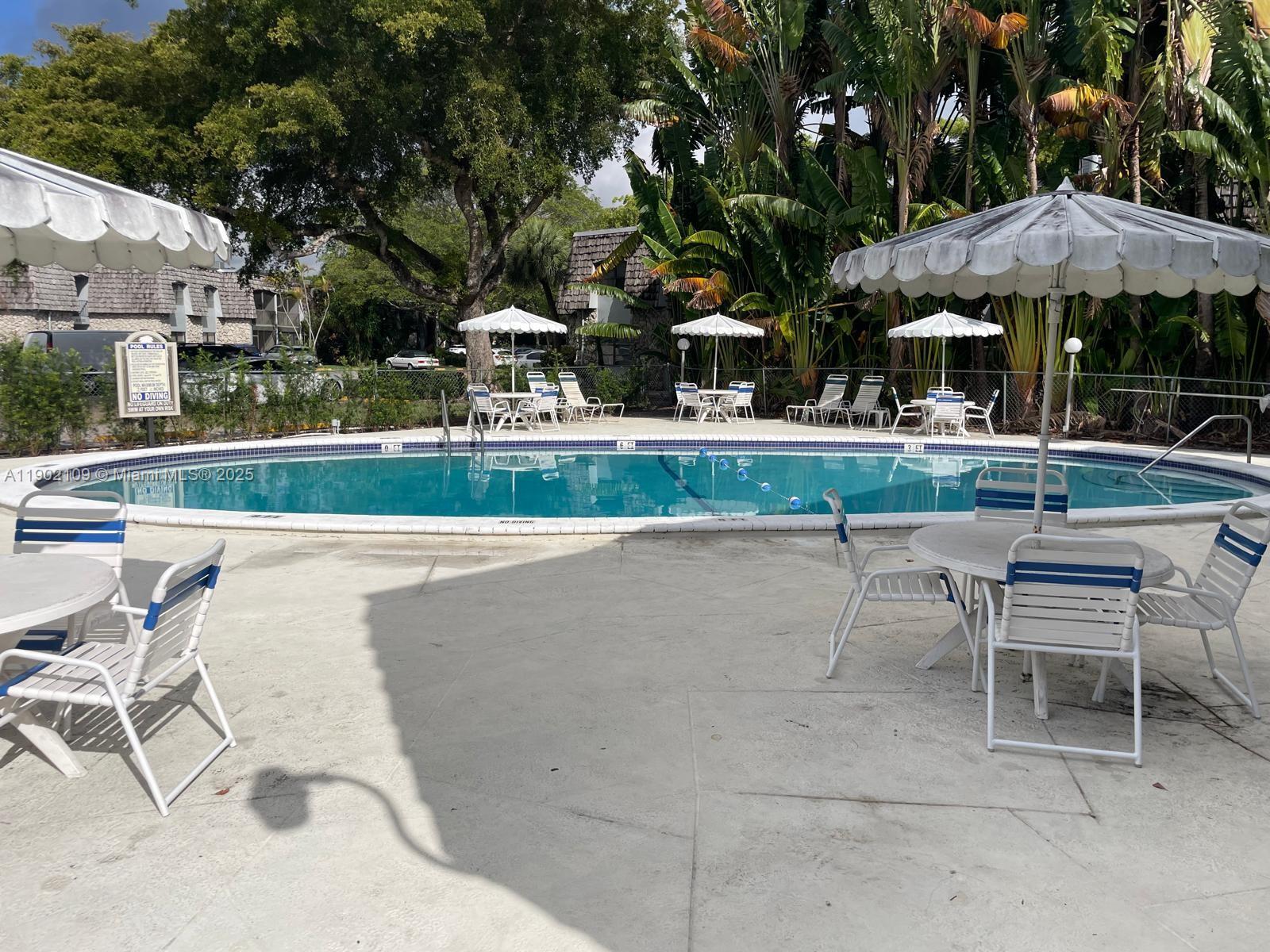 OAKLAND SHORES CONDOMINIU - Residential Lease