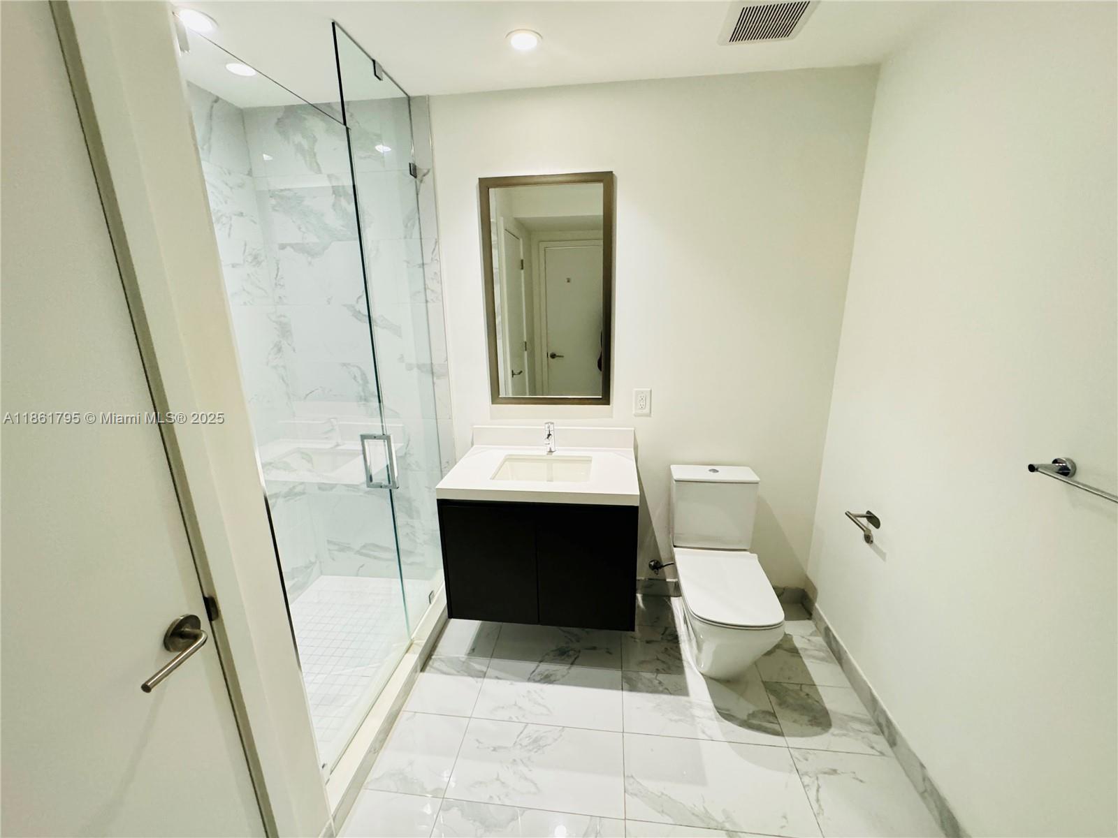 PARAMOUNT MIAMI - Residential