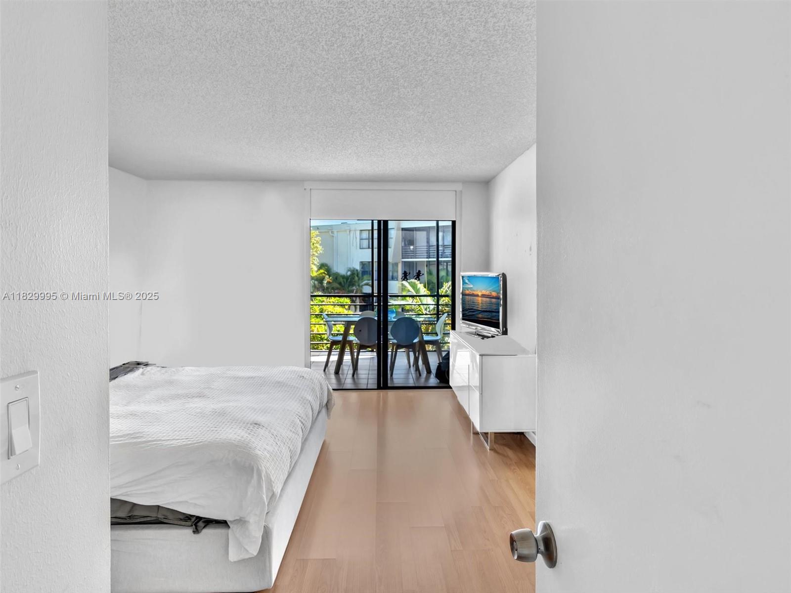 VILLA DORADA CONDO NO 2 - Residential