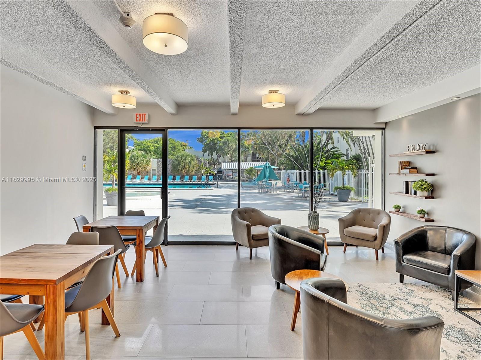 VILLA DORADA CONDO NO 2 - Residential