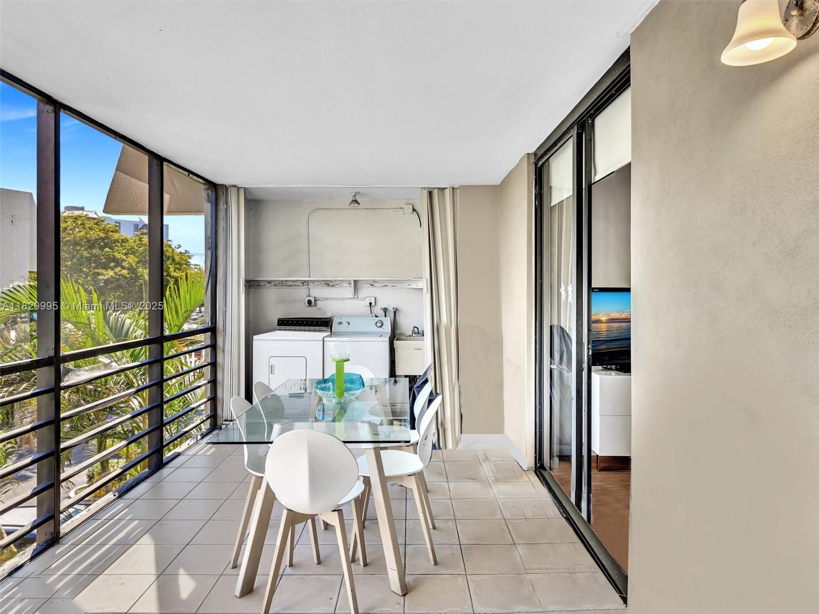 VILLA DORADA CONDO NO 2 - Residential