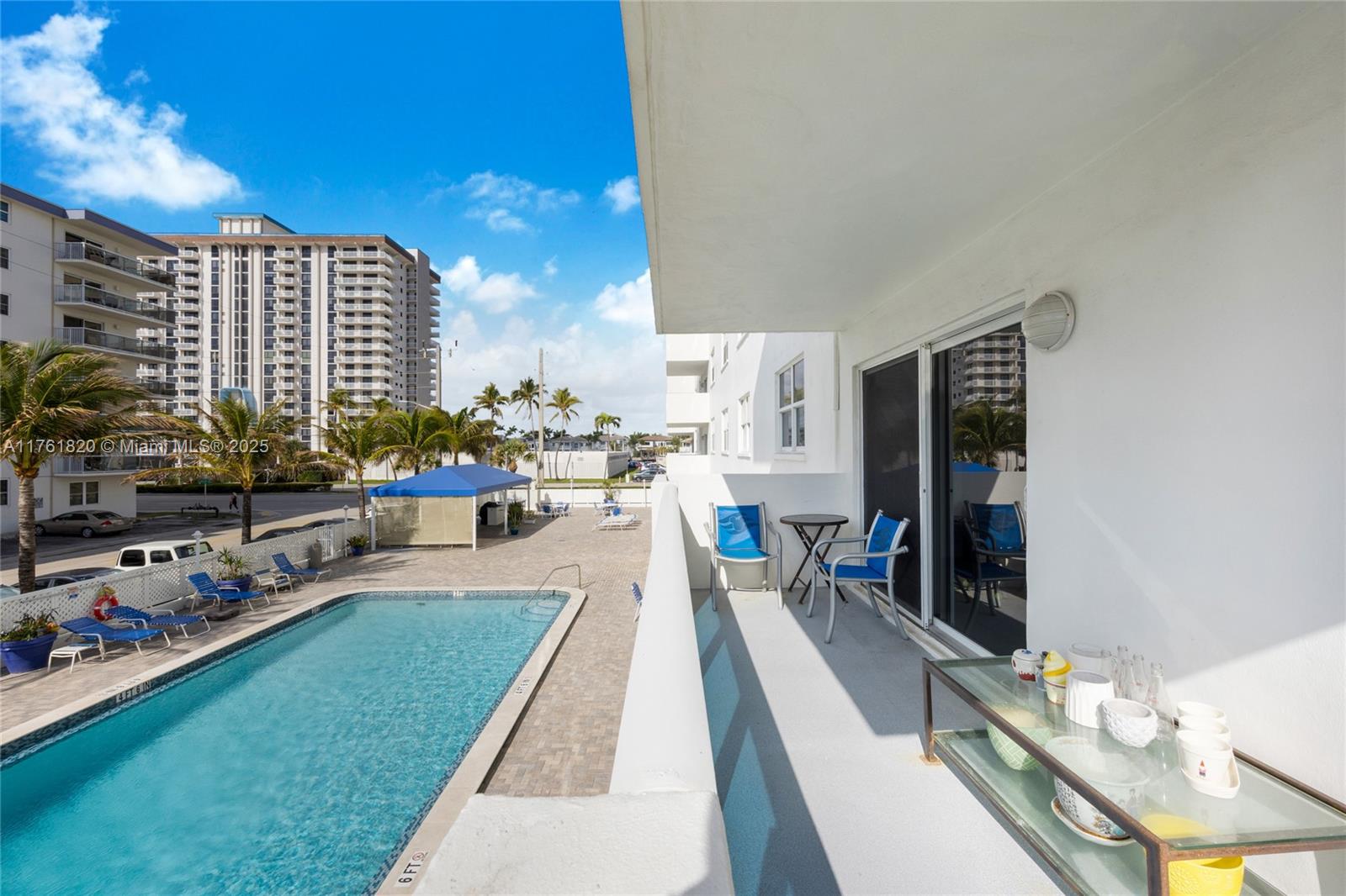 WELLINGTON TOWERS CONDO - Residential
