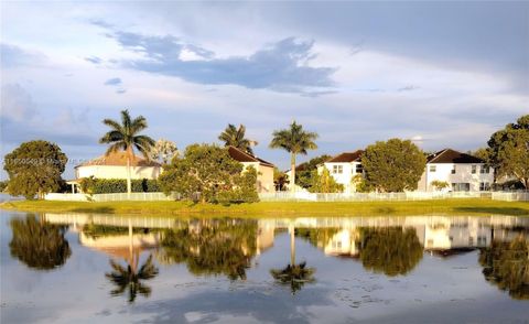 A home in Royal Palm Beach