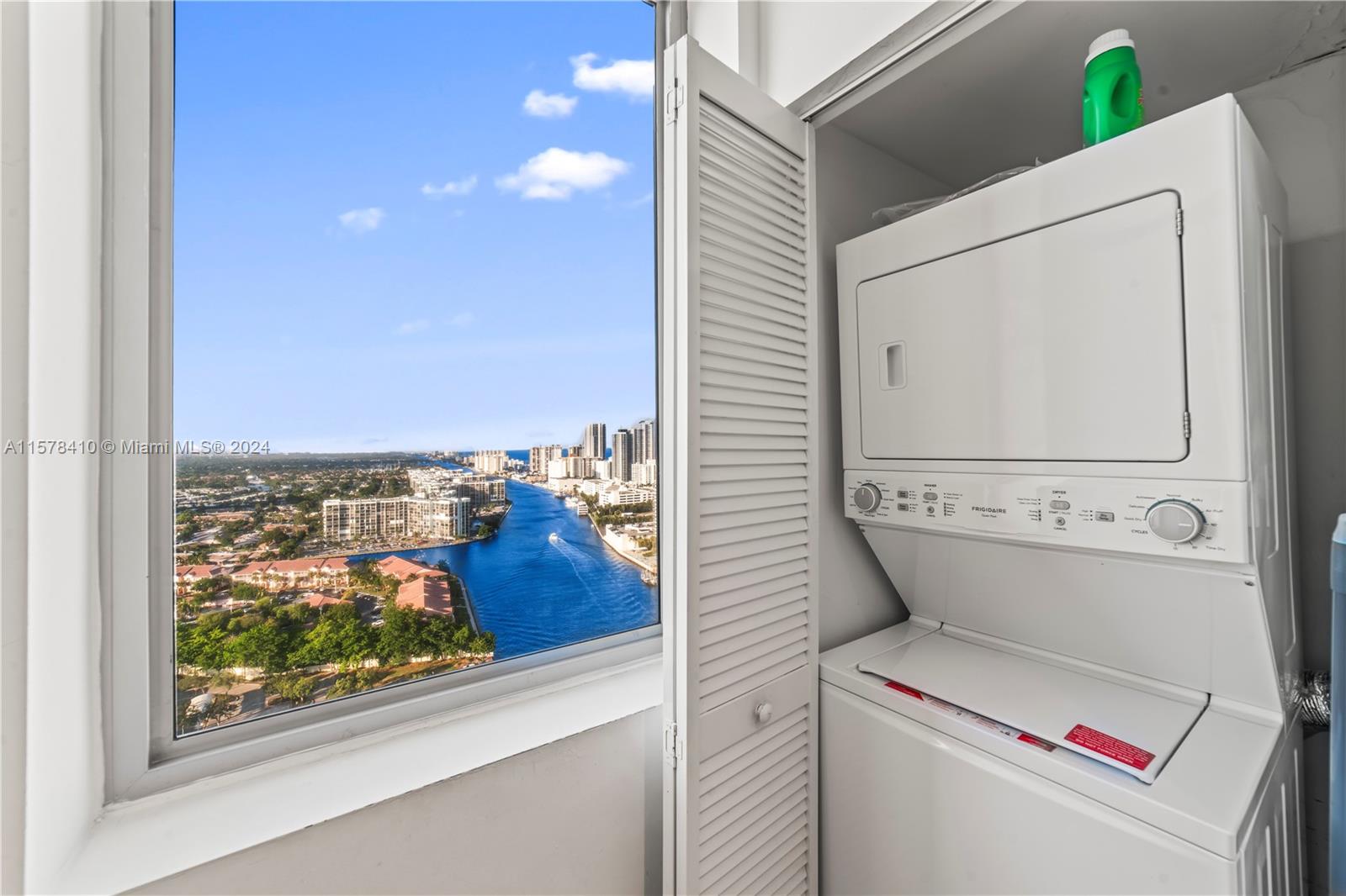 BEACHWALK CONDOMINIUM - Residential Lease