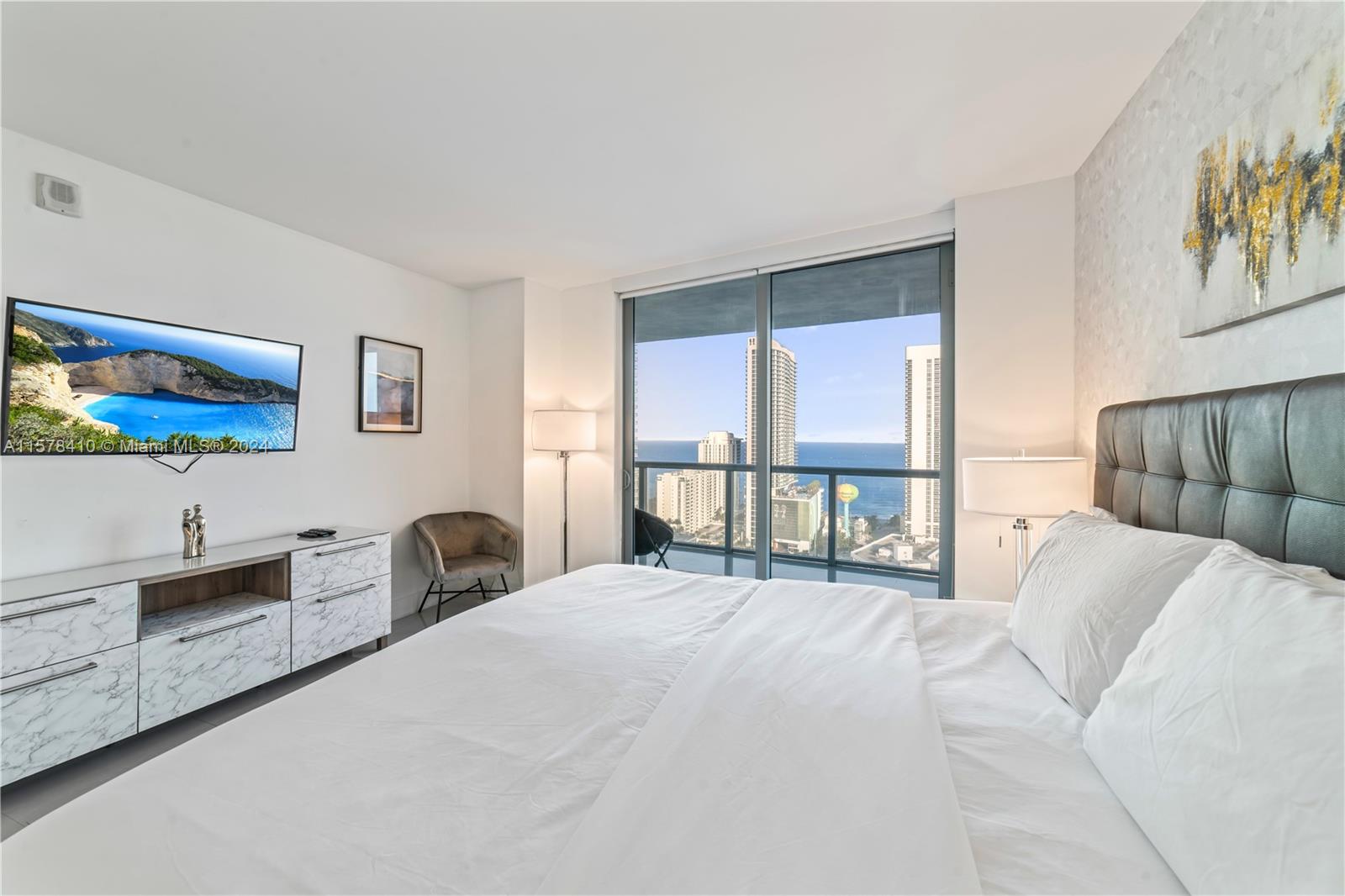 BEACHWALK CONDOMINIUM - Residential Lease