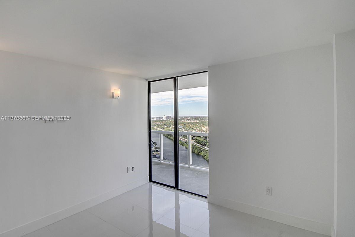 WATERVIEW CONDO - Residential Lease