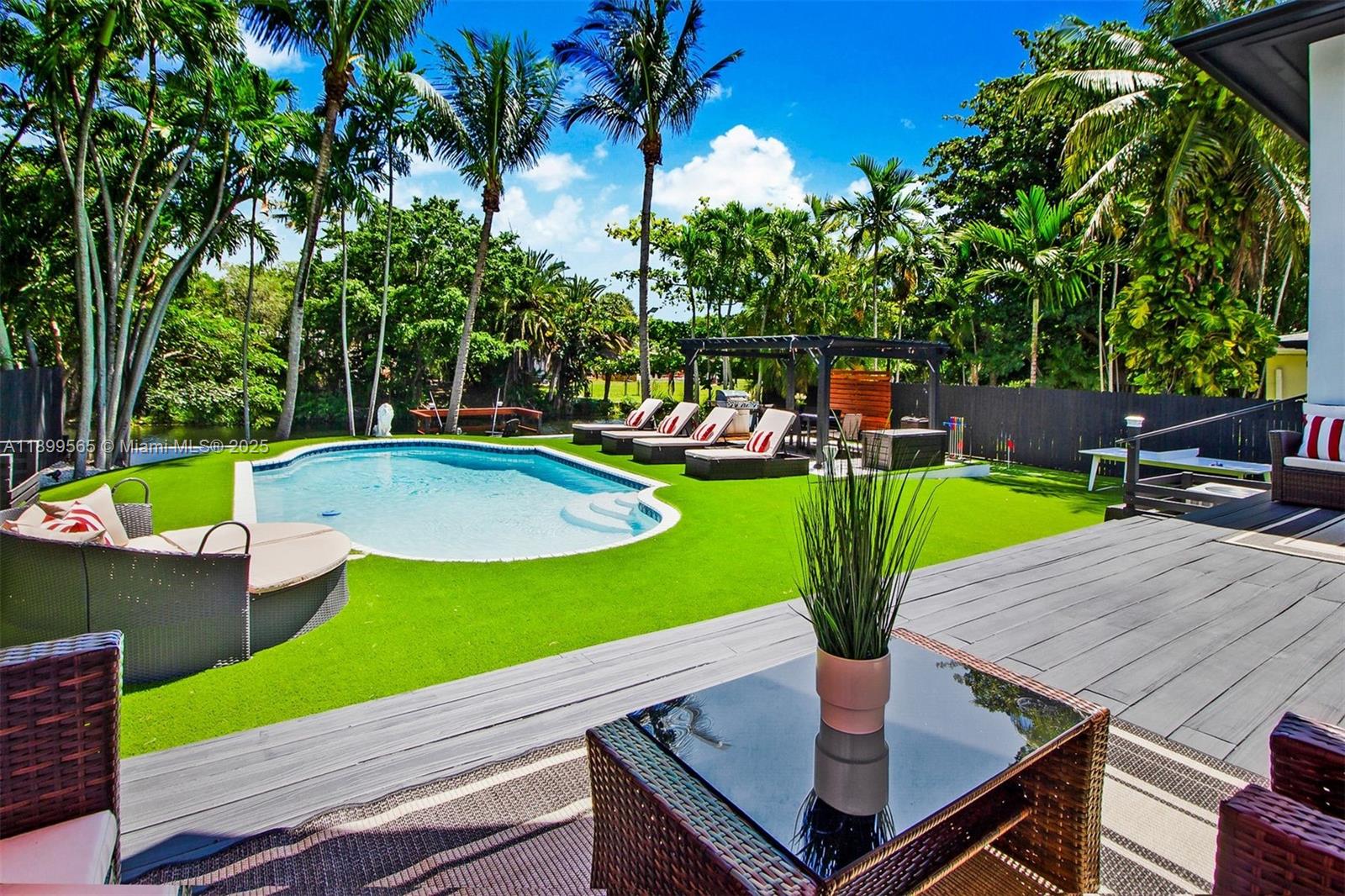 BELLEVUE BISCAYNE - Residential