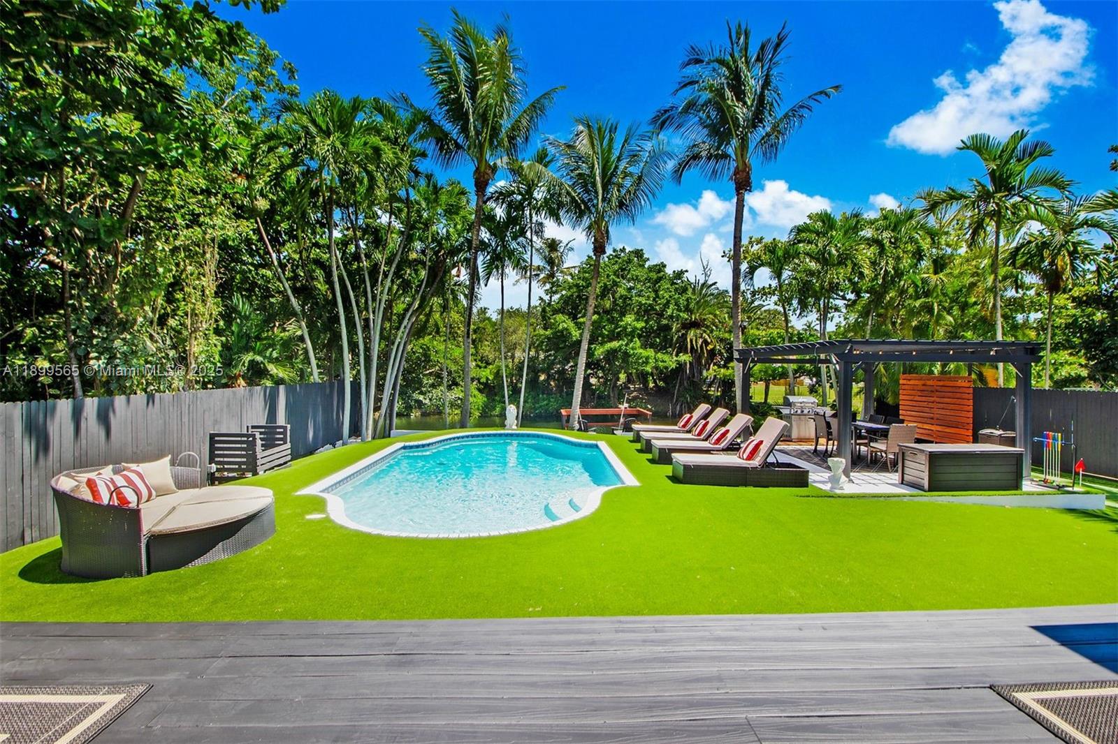 BELLEVUE BISCAYNE - Residential