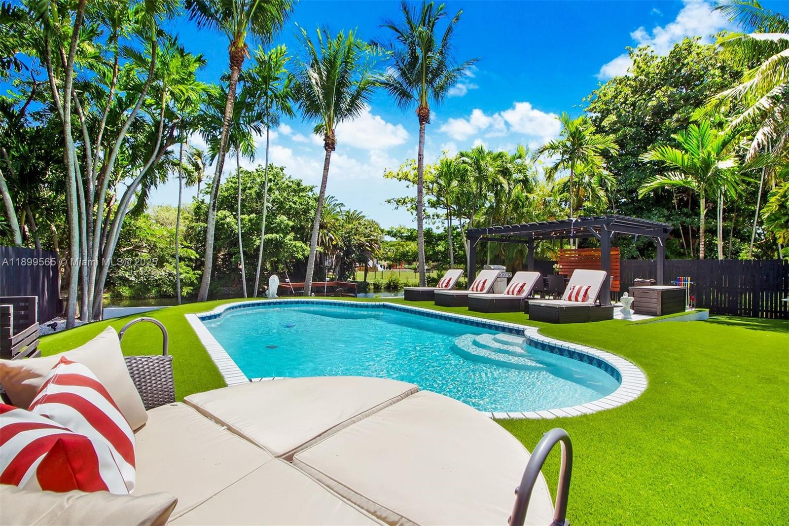 BELLEVUE BISCAYNE - Residential