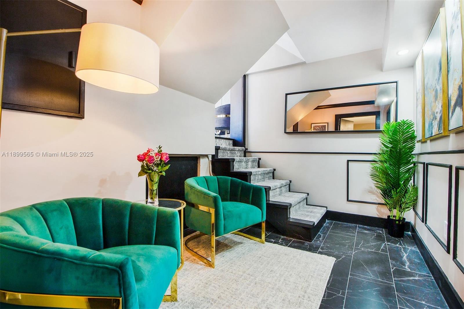 BELLEVUE BISCAYNE - Residential