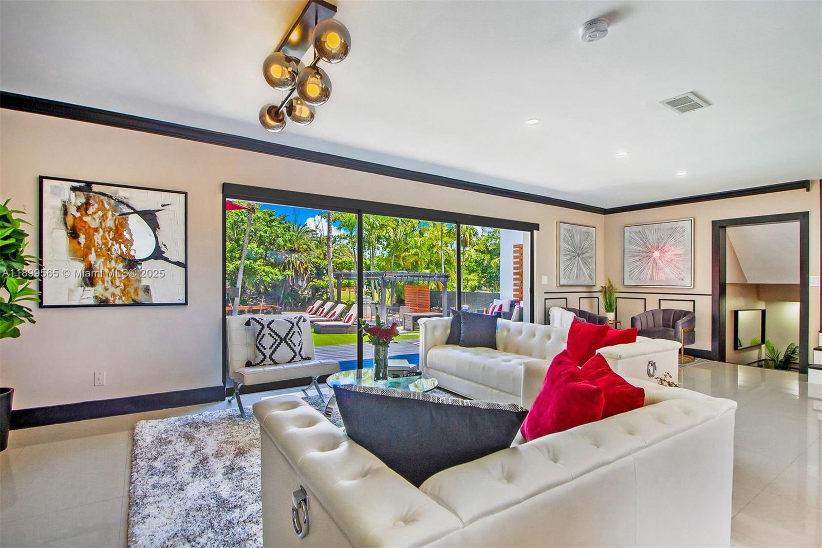 BELLEVUE BISCAYNE - Residential