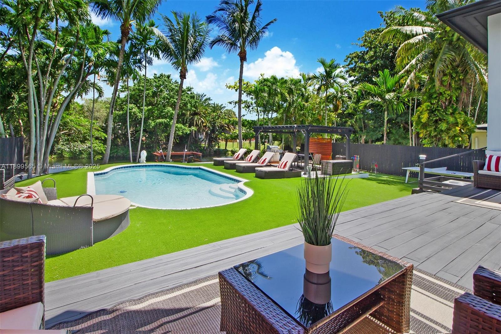 BELLEVUE BISCAYNE - Residential
