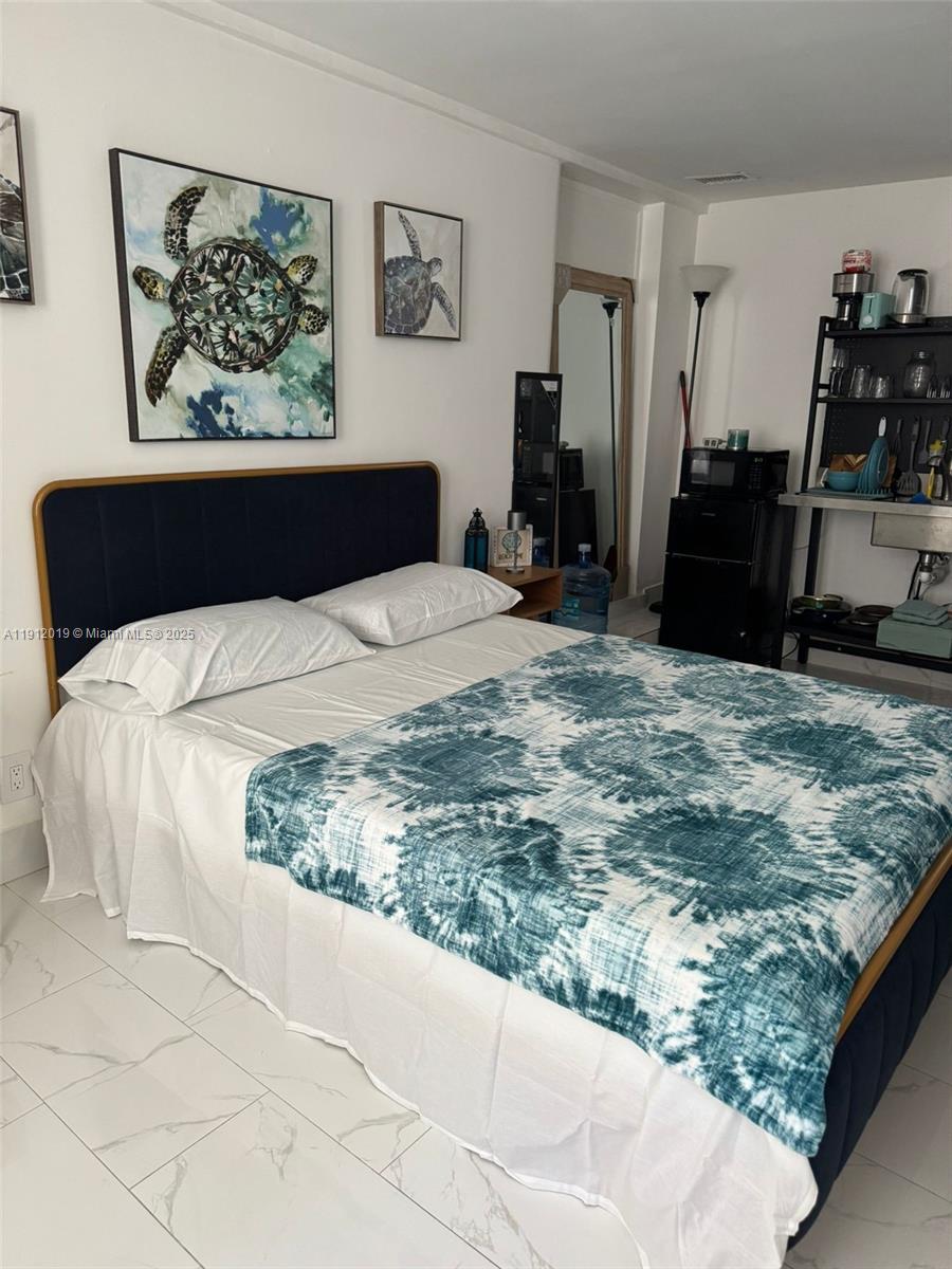 COLLIER MANOR 2ND ADD - Residential