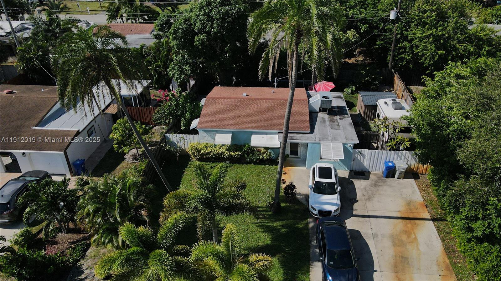 COLLIER MANOR 2ND ADD - Residential