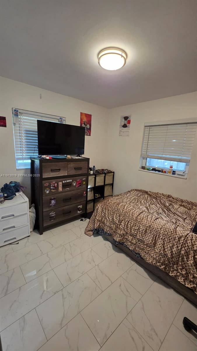 COLLIER MANOR 2ND ADD - Residential