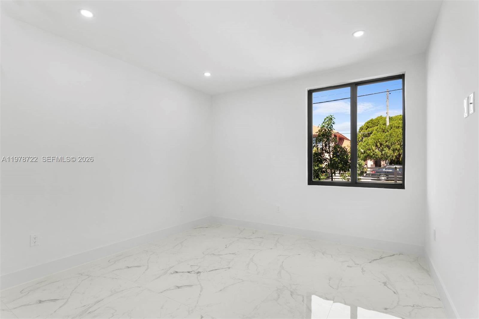 KIRKLAND HEIGHTS AMD - Residential