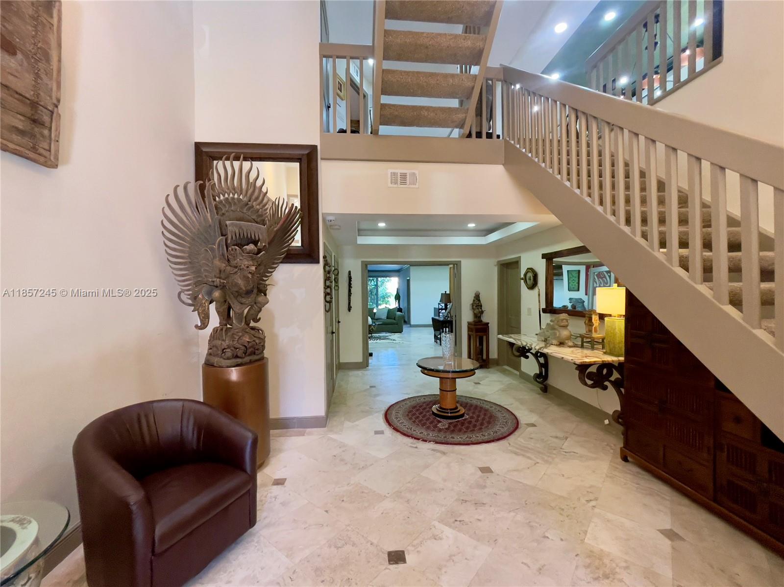 ROYAL HARBOUR YACHT CLUB - Residential Lease