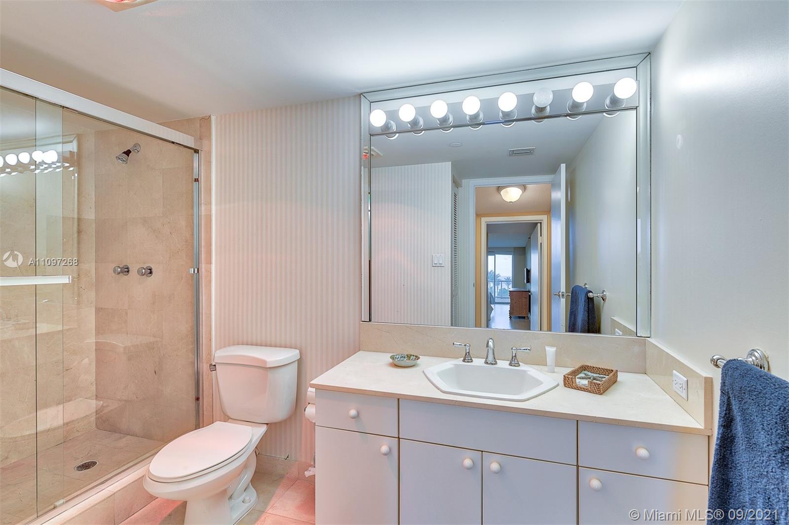 CHAMPLAIN TOWERS EAST CON - Residential