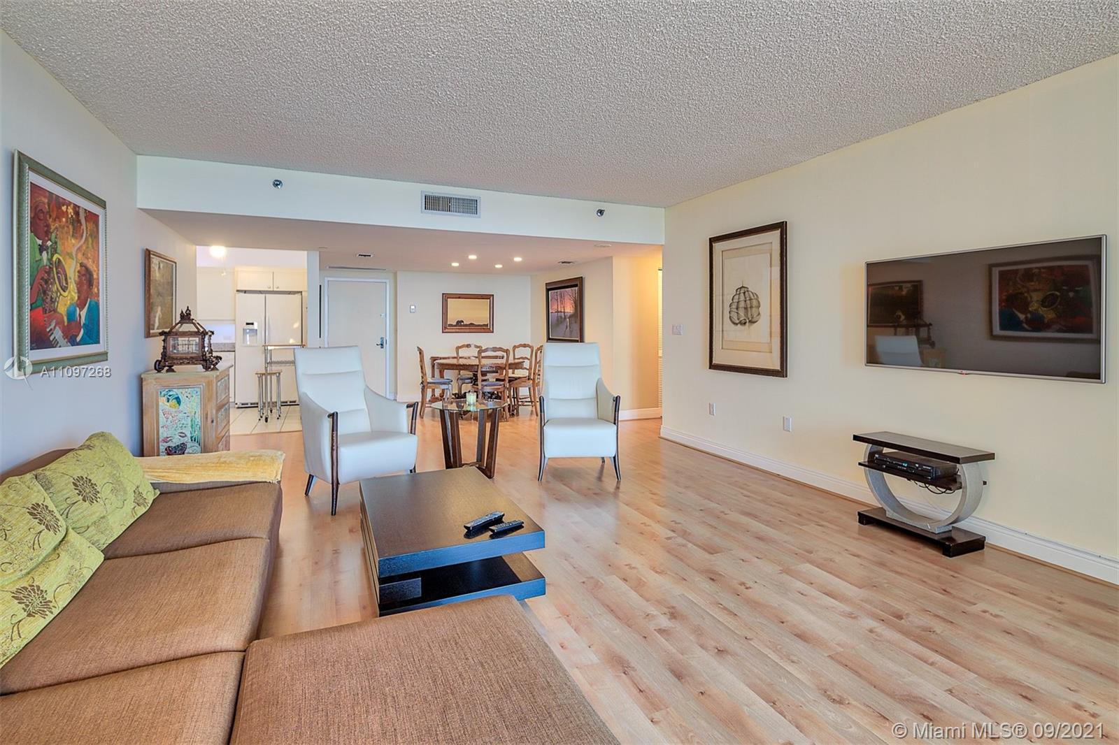 CHAMPLAIN TOWERS EAST CON - Residential