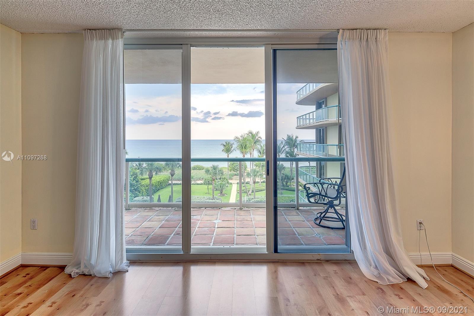 CHAMPLAIN TOWERS EAST CON - Residential