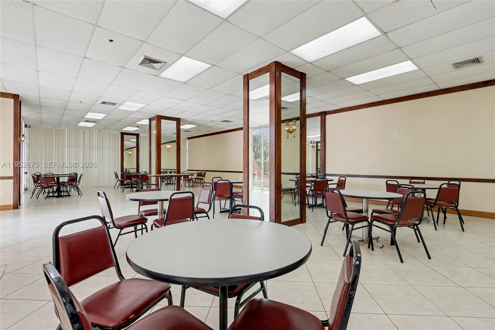 PLAZA OF WESTLAND CONDO - Residential