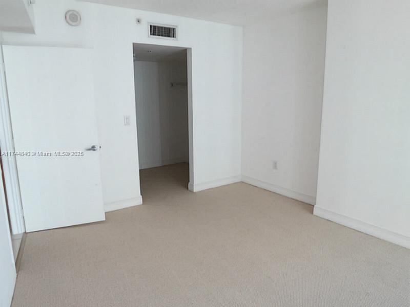 OPERA TOWER - Residential