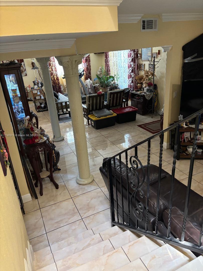 MIAMI LE-AH - Residential