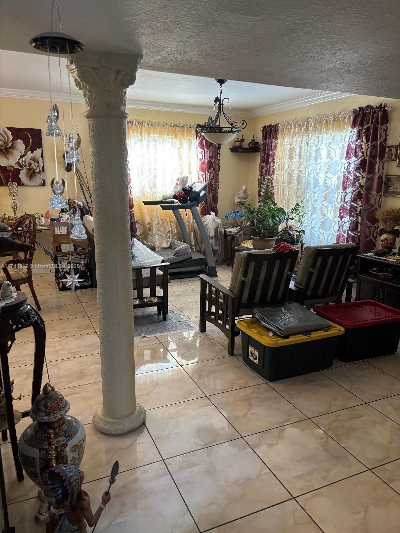 MIAMI LE-AH - Residential