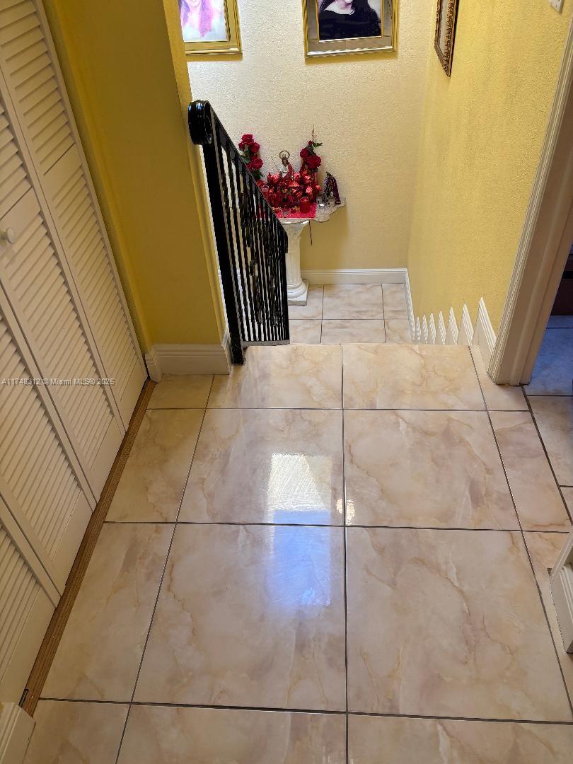 MIAMI LE-AH - Residential