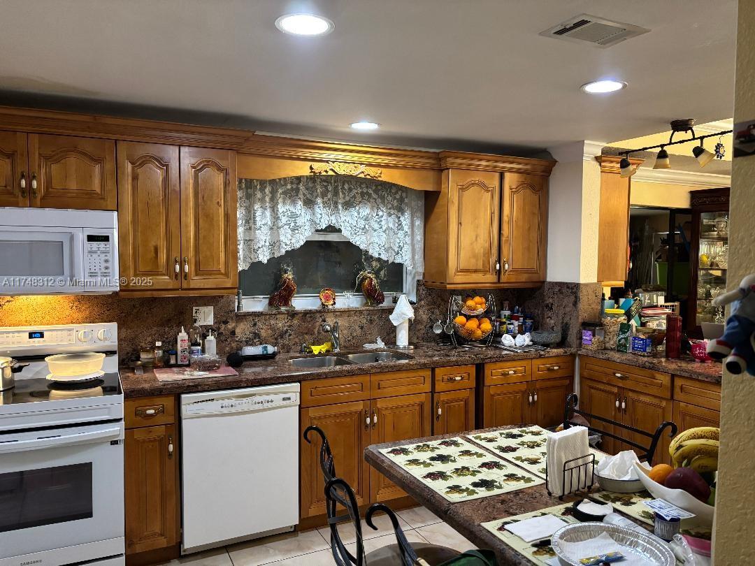 MIAMI LE-AH - Residential