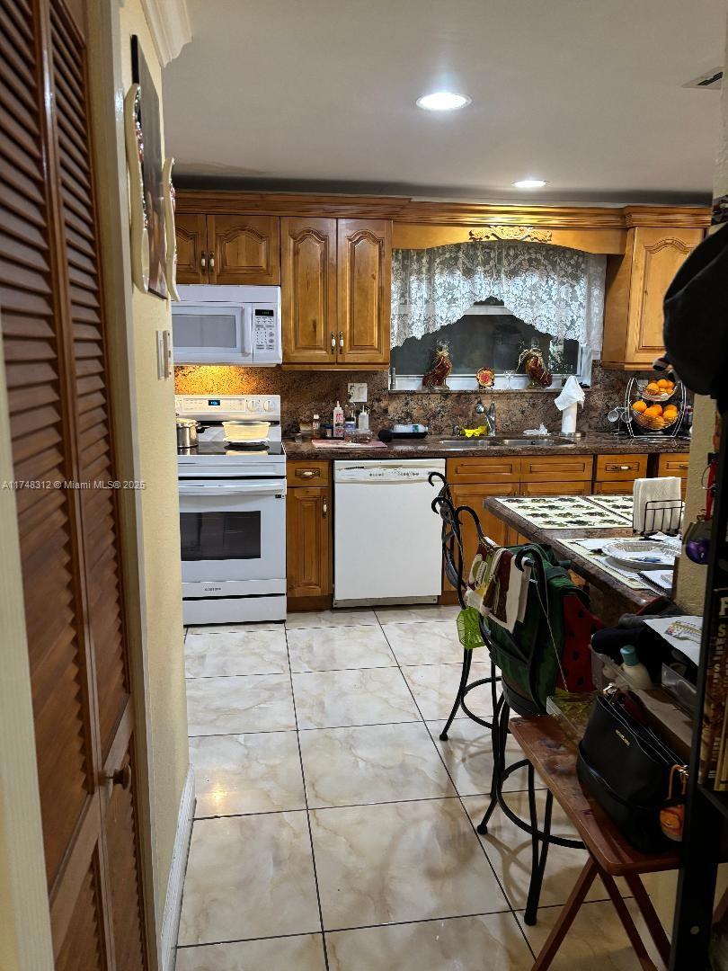 MIAMI LE-AH - Residential