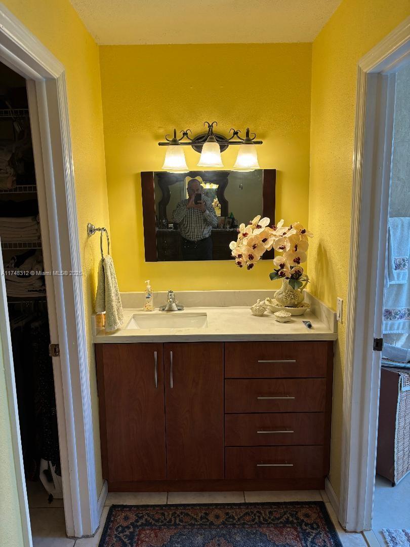 MIAMI LE-AH - Residential