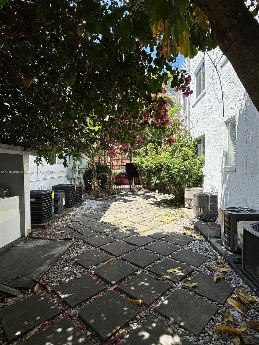 RIVER POINT CONDO - Residential