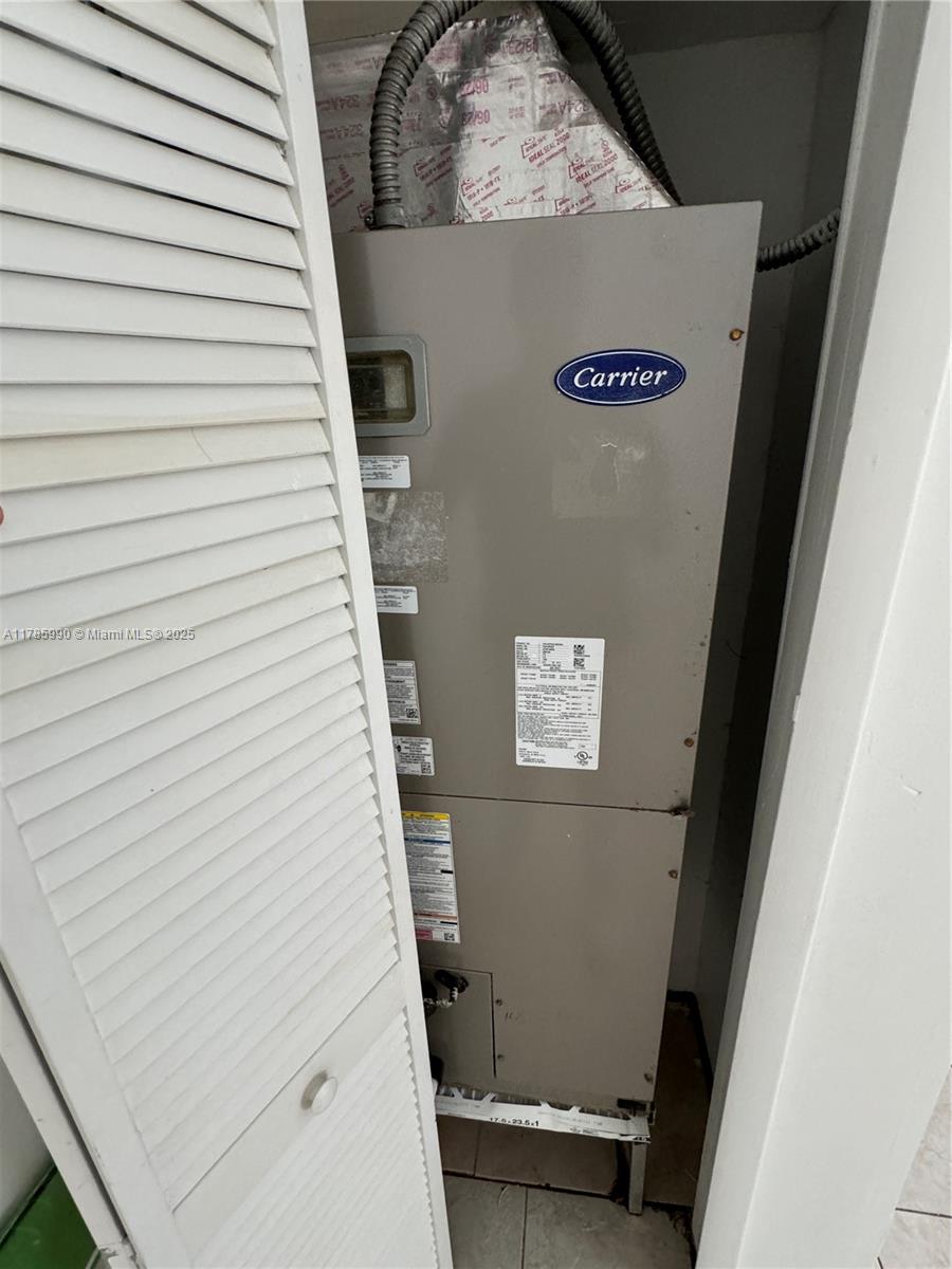 RIVER POINT CONDO - Residential