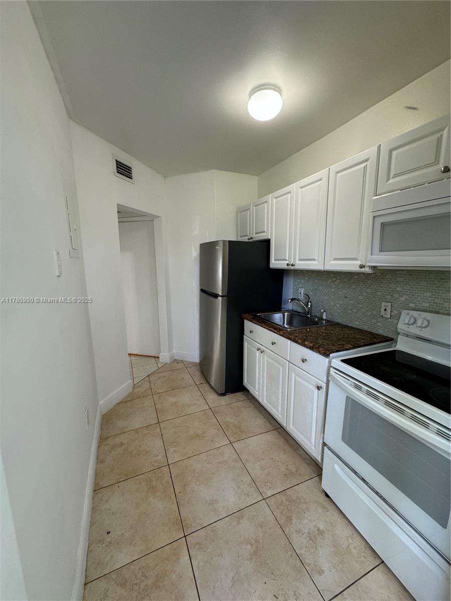 RIVER POINT CONDO - Residential