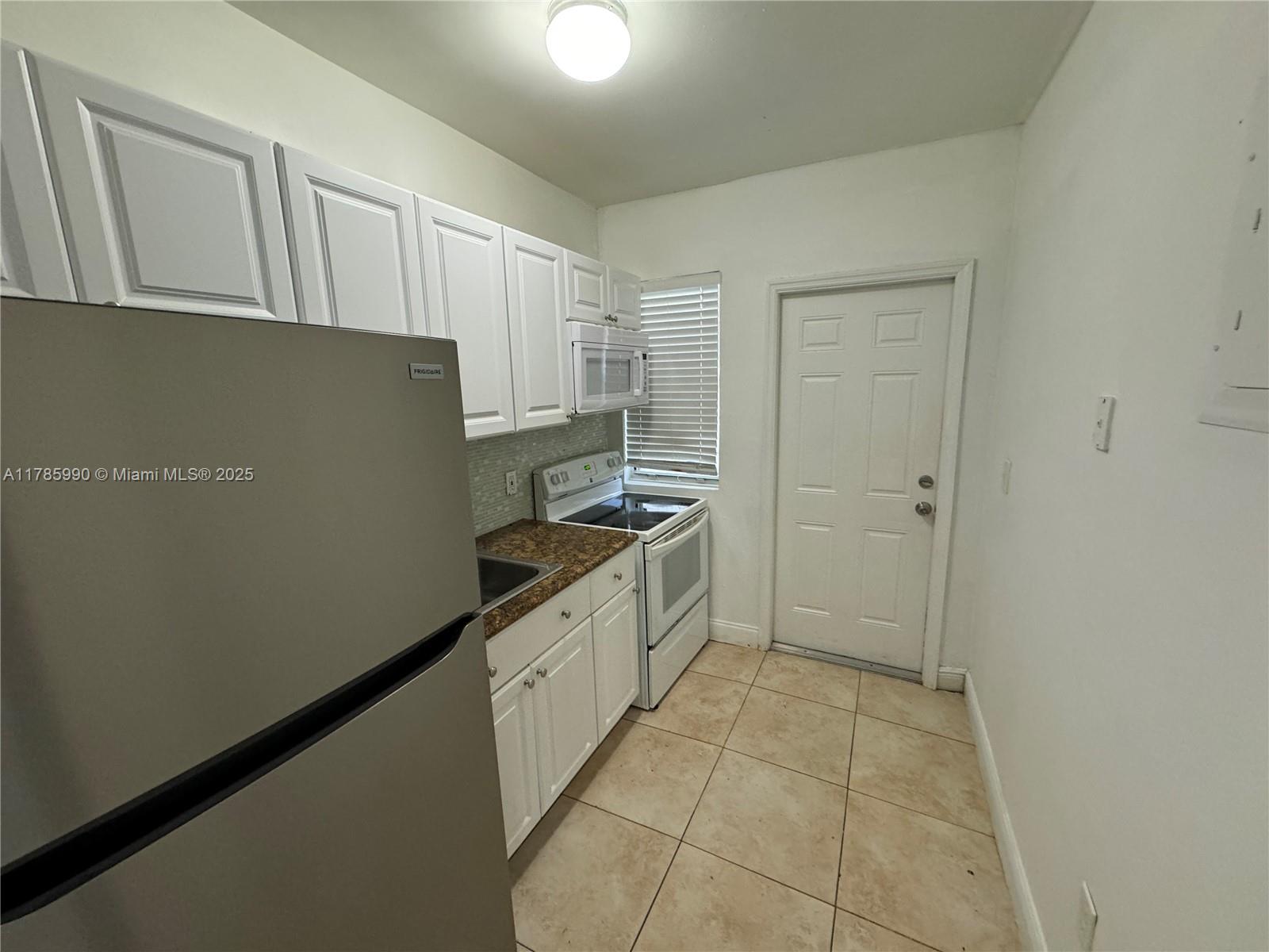 RIVER POINT CONDO - Residential