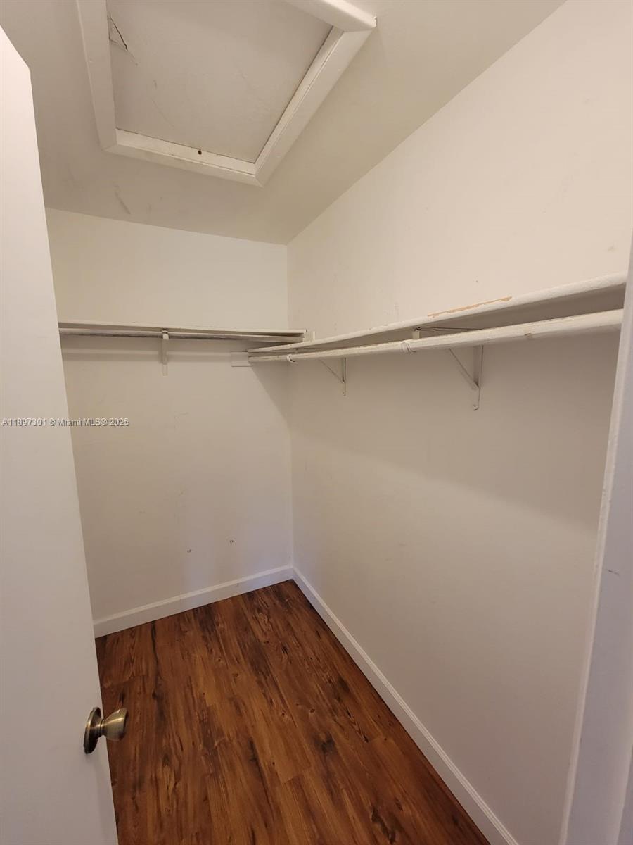 PRESERVE AT AVERY LAKES - Residential Lease