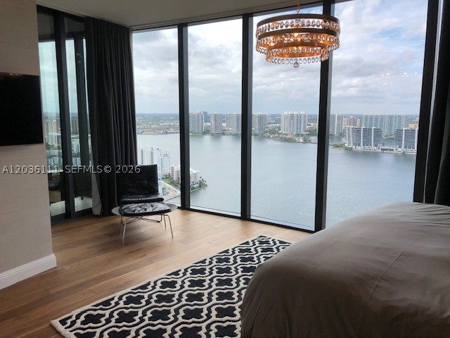 18555 Collins Ave 3103