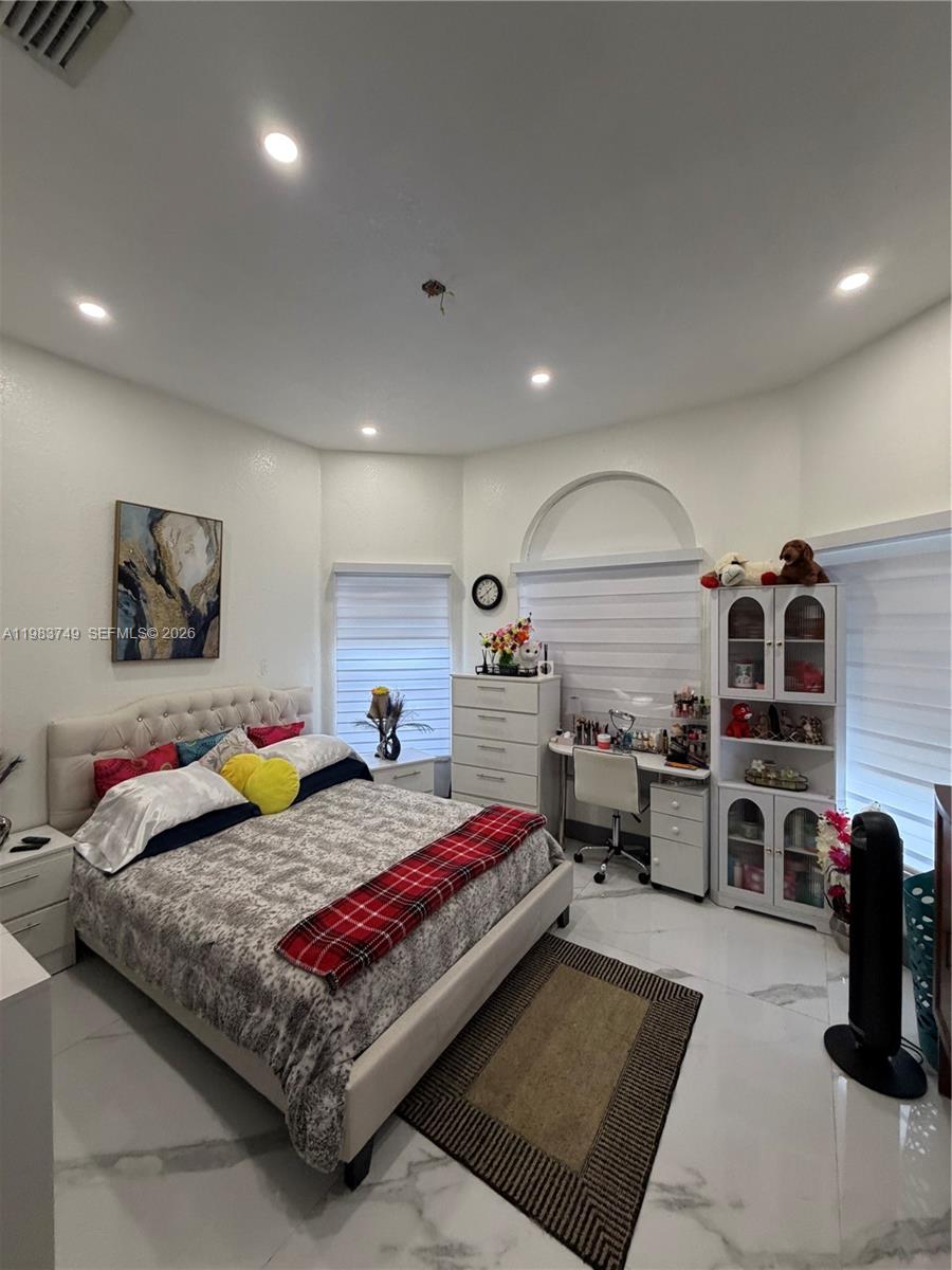 SHORES AT KEYS GATE - Residential