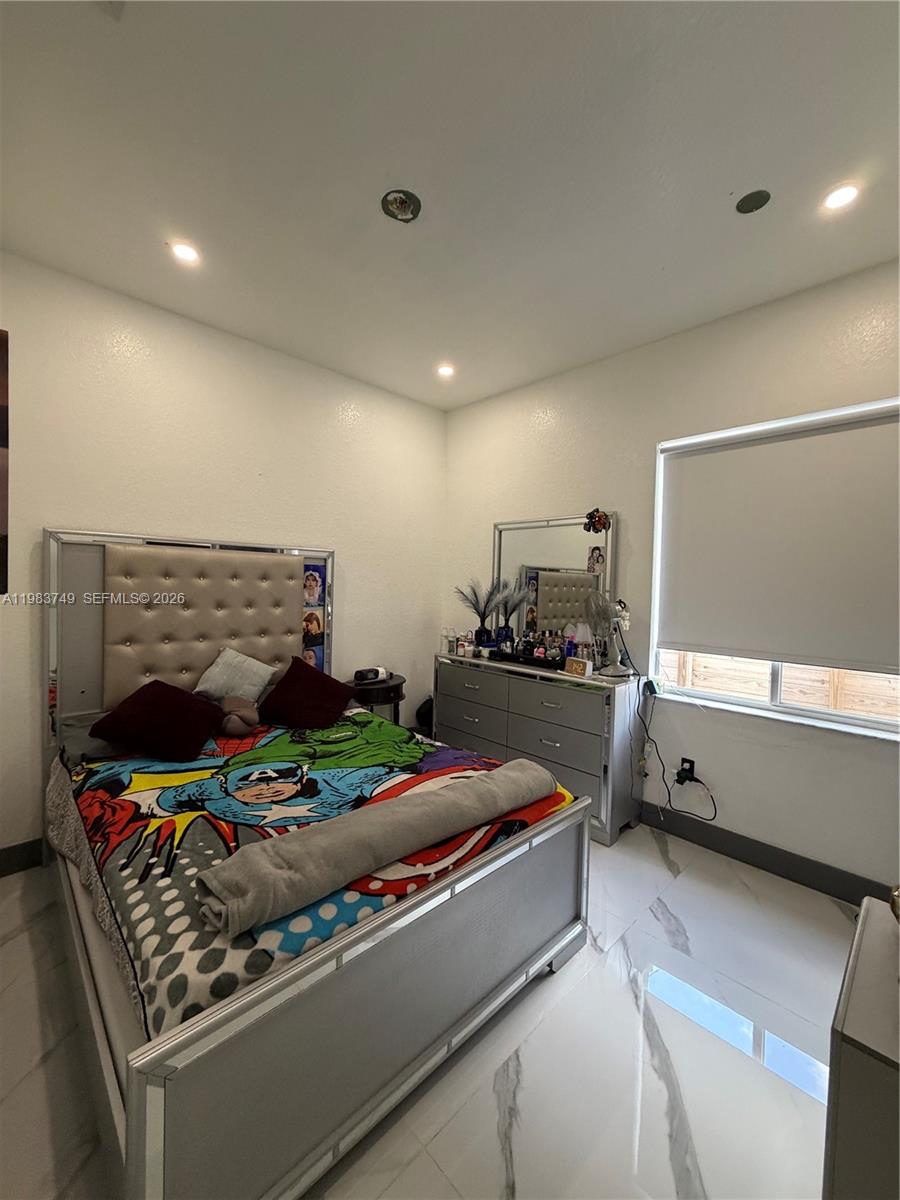 SHORES AT KEYS GATE - Residential