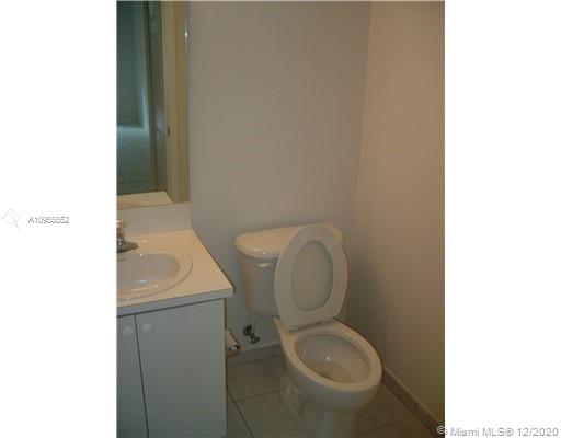 HAMPTON ISLES CONDO - Residential Lease