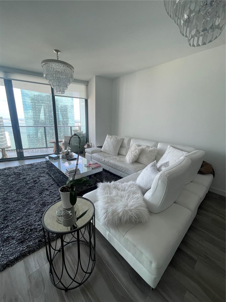 1300 S MIAMI AVENUE CONDO - Residential